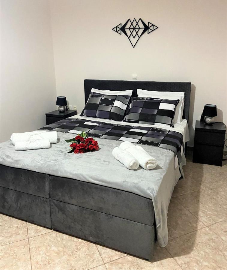 Lasithiotakis Apartments 포로스 외부 사진
