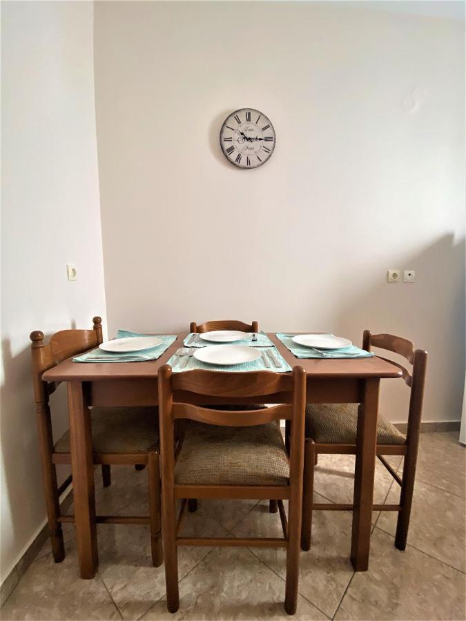 Lasithiotakis Apartments 포로스 외부 사진